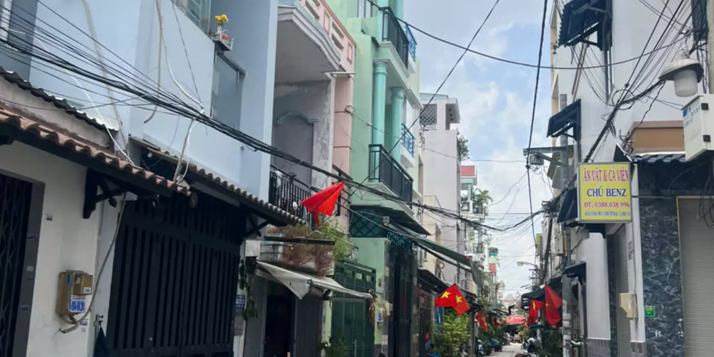 NHÀ 3 MẶT HẺM ĐẤT MỚI, 3,7X11M, 1 TRỆT 1 LẦU, GIÁ 3,x TỶ