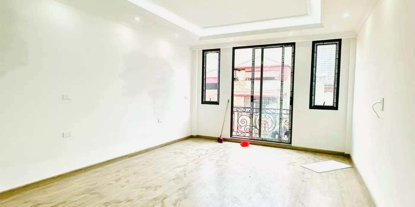 Lô Góc Phố Minh Khai – 26m2  Giá Chỉ 2.4 Tỷ