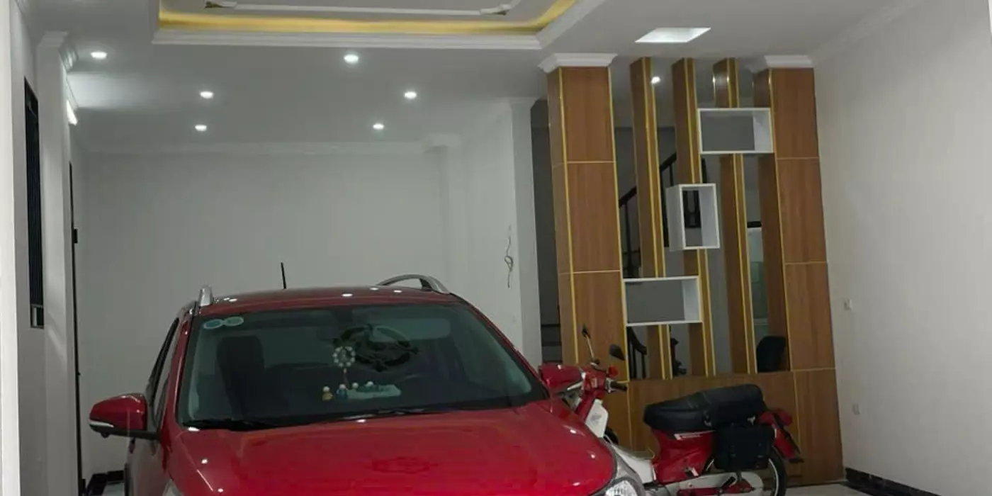 BÁN NHÀ NGUYỄN VĂN CỪ - NGỌC LÂM. 60M - 9 TỶ - GARA Ô TÔ