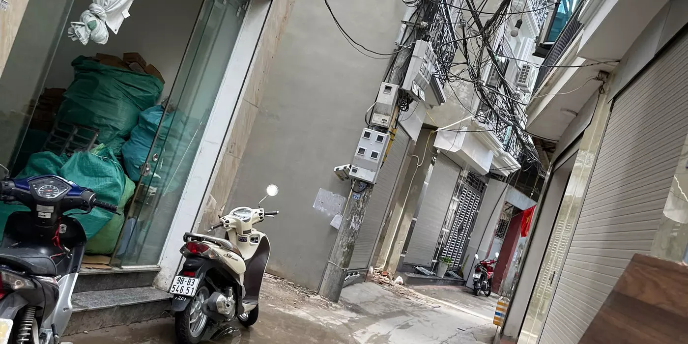 Bán nhà Mậu Lương ô tô nhỏ vào tới nhà, gần sân vận động, gần chợ Mậu Lương DT34m, 5T giá nhỉnh