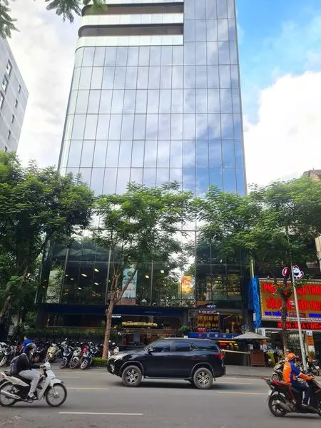 Bán nhà xây toà 9 tầng,DT 136m xMT7.1m -39 tỷ TL-Phố Thái ,Hà-Đống Đa- 2 ô tô tránh-KD Cực VIP