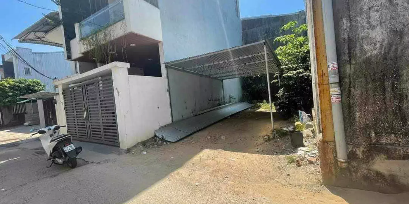 BÁN ĐẤT KIỆT Ô TÔ 24 LƯƠNG VĂN CAN, PHƯỜNG AN CỰU - CÁCH PHAN CHU TRINH CHỈ 100M