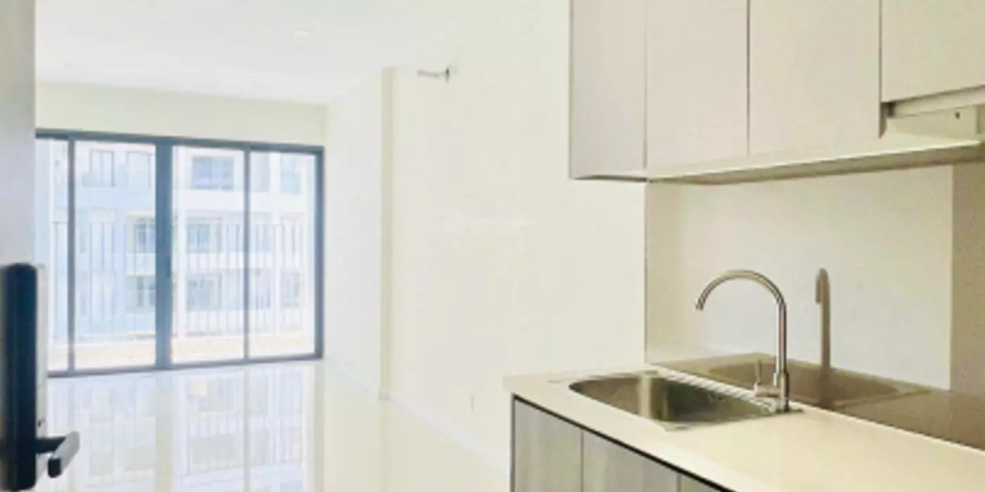 Bán Căn 1 phòng 30m2 có nội thất, ngay trường RMIT chỉ 1.350 tỷ, mới tinh chưa ở.LH 0373917147
