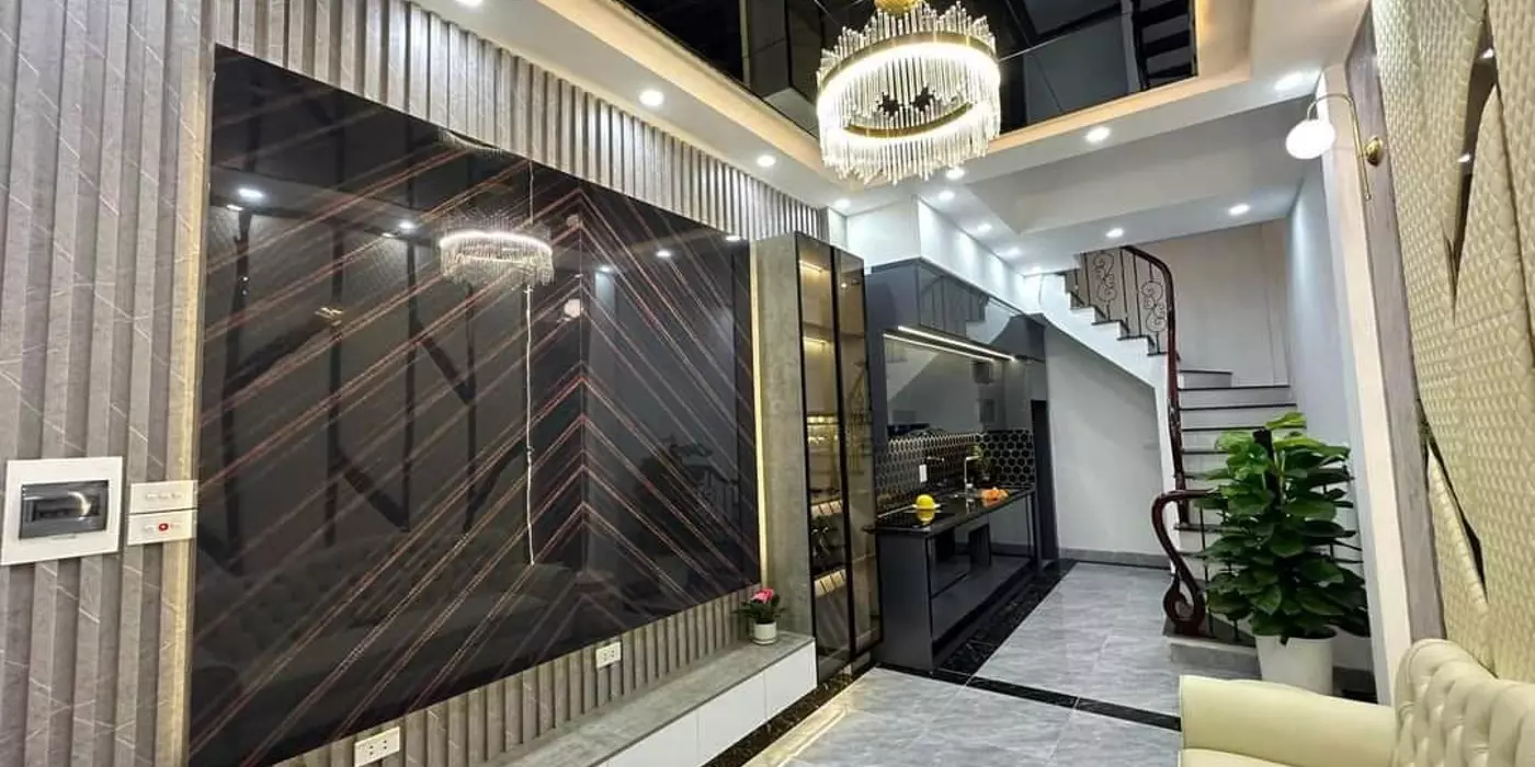 Bán nhà phố ĐỘI CẤN, 5 tầng MT 4m, 30m ra ô tô tránh. Phù hợp gia đình nhỏ ở cực thích. Giá 5.2 tỷ.