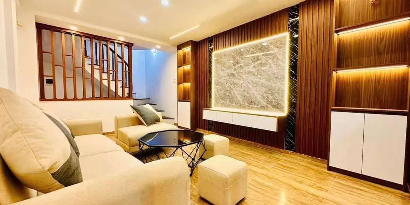Chỉ hơn 5 tỷ có nhà Kim Đồng ô tô đỗ cửa kinh doanh sầm uất, ngõ thông tứ tung.