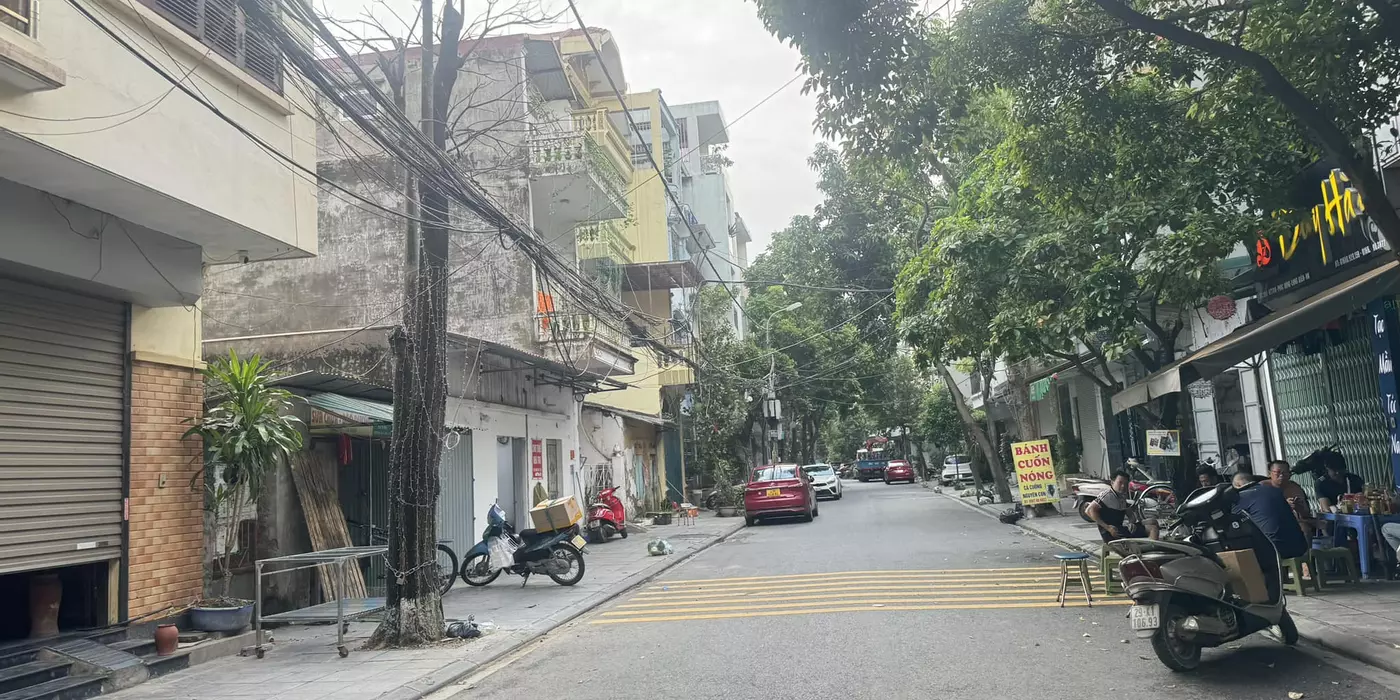 BÁN BIỆT THỰ 918 PHÚC ĐỒNG 60M 5 TẦNG, DÂN TRÍ CAO, PHÂN LÔ VỈA HÈ, CHỈ 13 TỶ