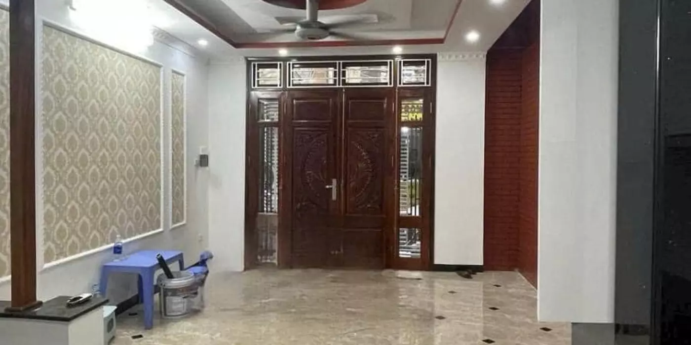 Bán nhà phố Minh Khai, Hai Bà Trưng 36m, 5 tầng. Giá: 7.5 tỷ
