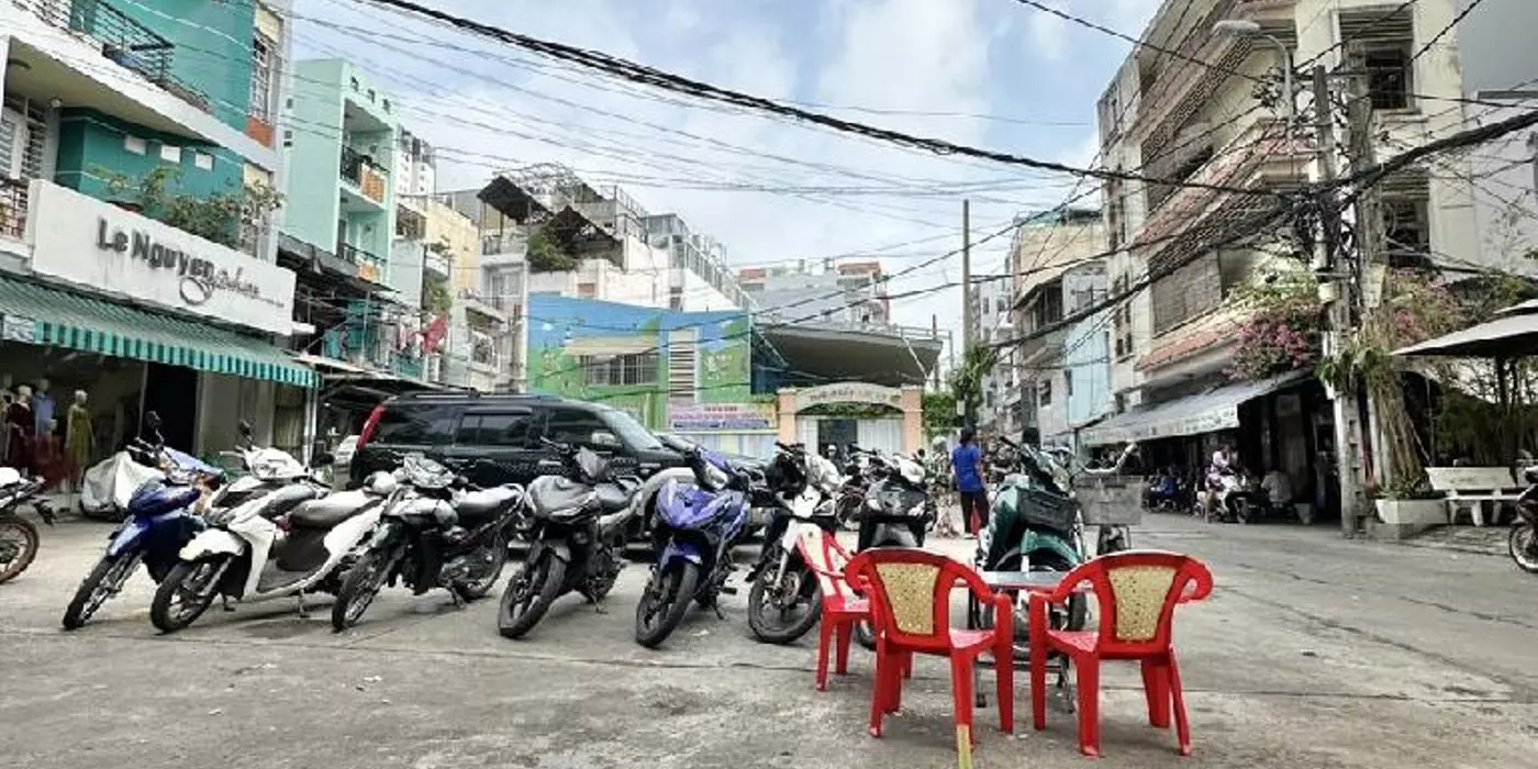 CHỦ NGỘP BANK 3 TỶ , CẦN BÁN GẤP NHÀ MẶT TIỀN ĐƯỜNG 3/2  10M KINH DOANH NGÀY ĐÊM - VỊ TRÍ ĐỈNH -