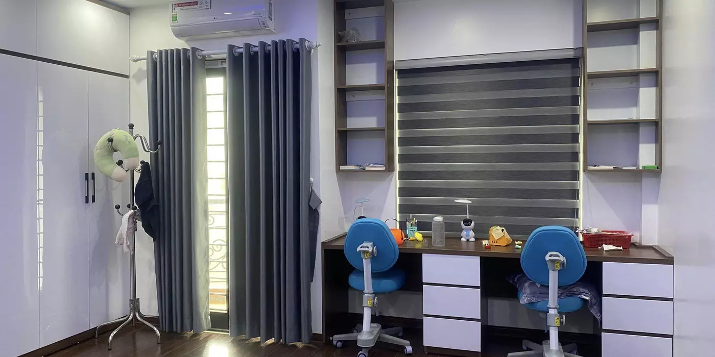 BÁN NHÀ LẠC LONG QUÂN-NHÀ ĐẸP NGÕ THÔNG - Ô TÔ 7 CHỖ VÀO NHÀ - 2 THOÁNG TRƯỚC SAU - TẶNG FULL NỘI