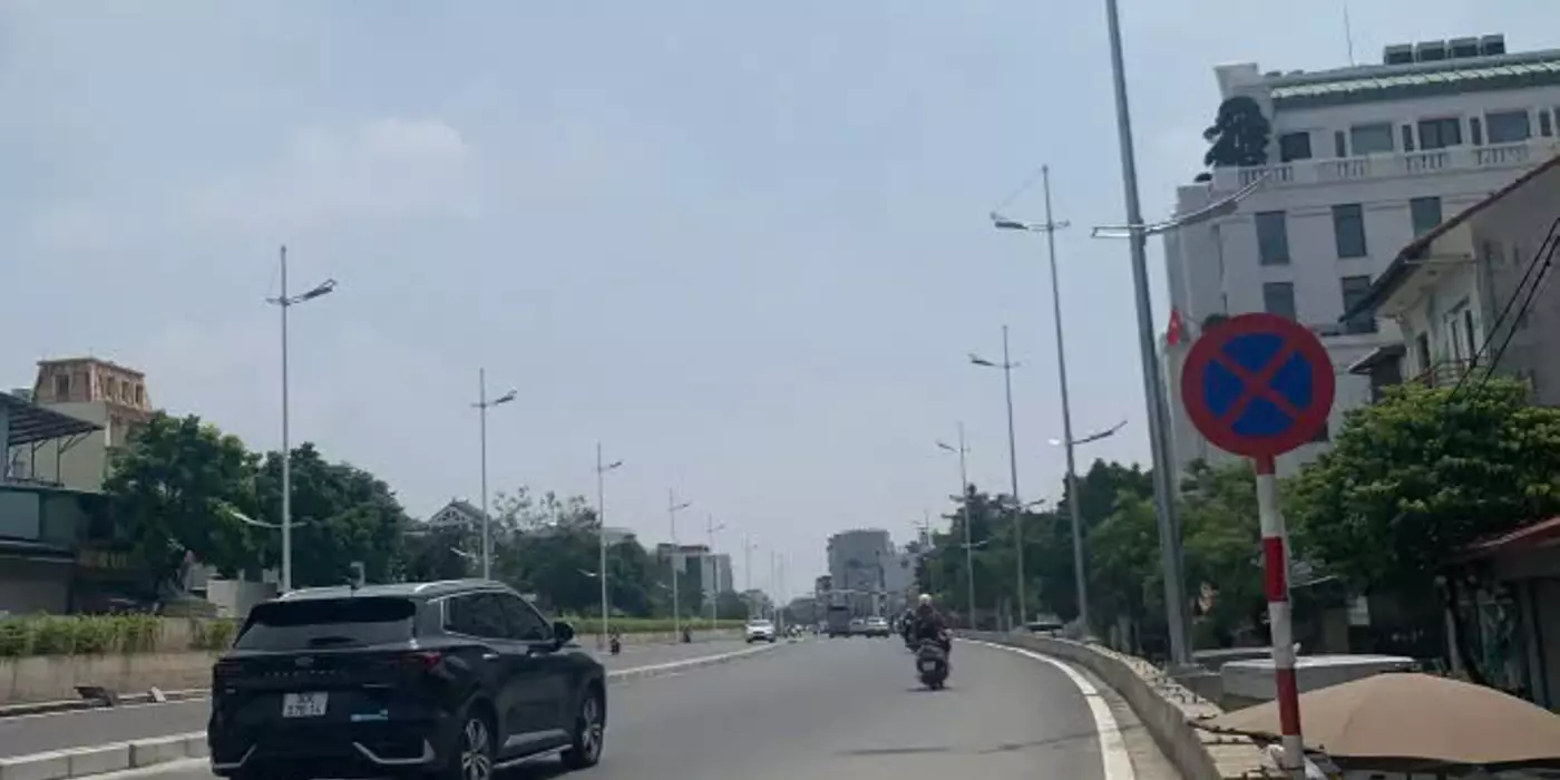 ÂU CƠ, TÂY HỒ, MỘT NHÀ RA PHỐ- NHÀ MỚI ĐẸP HIỆN ĐẠI -46M2 5 TẦNG- GẦN HỒ TÂY PHỐ ĐI BỘ- Ô TÔ ĐỖ