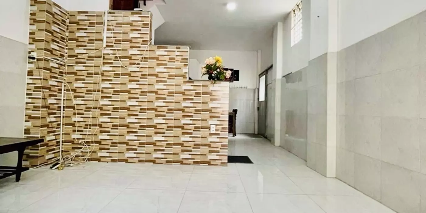 Nhà siêu rẻ - VỊ TRÍ ĐẸP - SỔ VUÔNG A4 - Gần đường Âu Cơ chỉ 3 tỷ 8