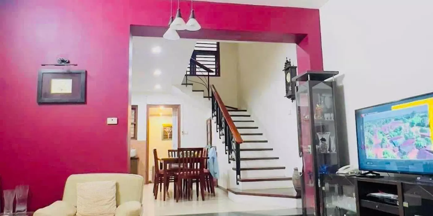 PHỐ VÕNG THỊ 40m2 - 5M RA OTO TRÁNH - OTO 4 CHỖ ĐỖ CỬA - LÔ GÓC -VIEW HỒ TÂY - 7.5 Tỷ