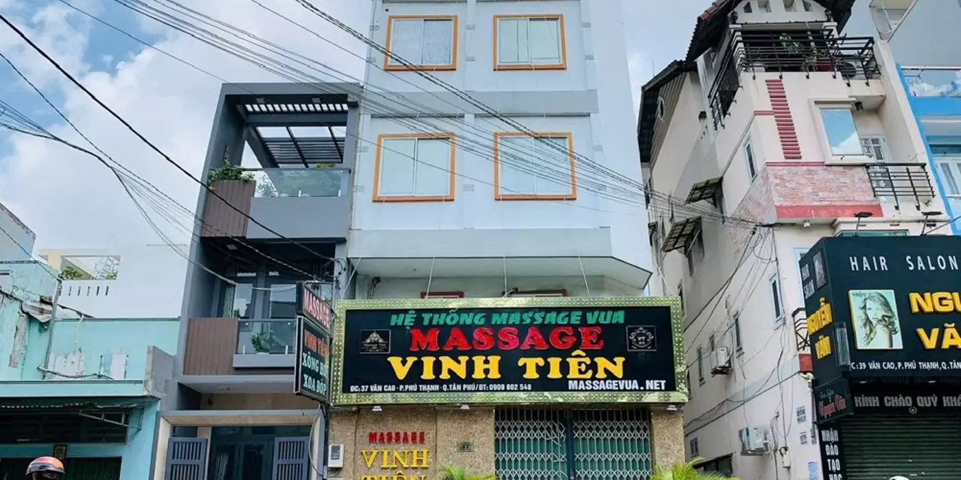 Bán khách sạn MTKD Văn Cao DT 6.6m x 17m, 6 tầng