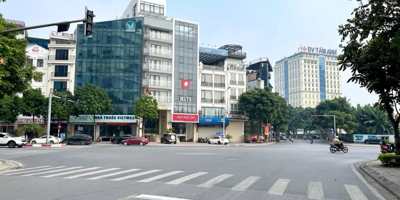Siêu phẩm Long Biên, 1 mặt phố 1 mặt ngõ ôtô tránh, 124m x 8 tầng, mặt tiền 5.6m, thang máy, kinh