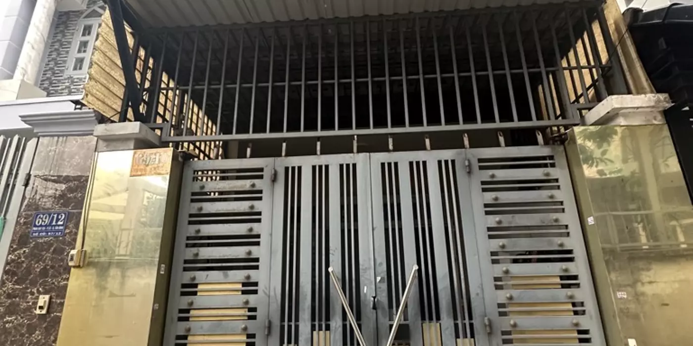 NHÀ SÁT MẶT TIỀN PHAN HUY ÍCH - ĐANG NGĂNG RA CHO THUÊ 30TR/1T - 74m2 - 3 TẦNG - NGAY NHÀ THỜ HY