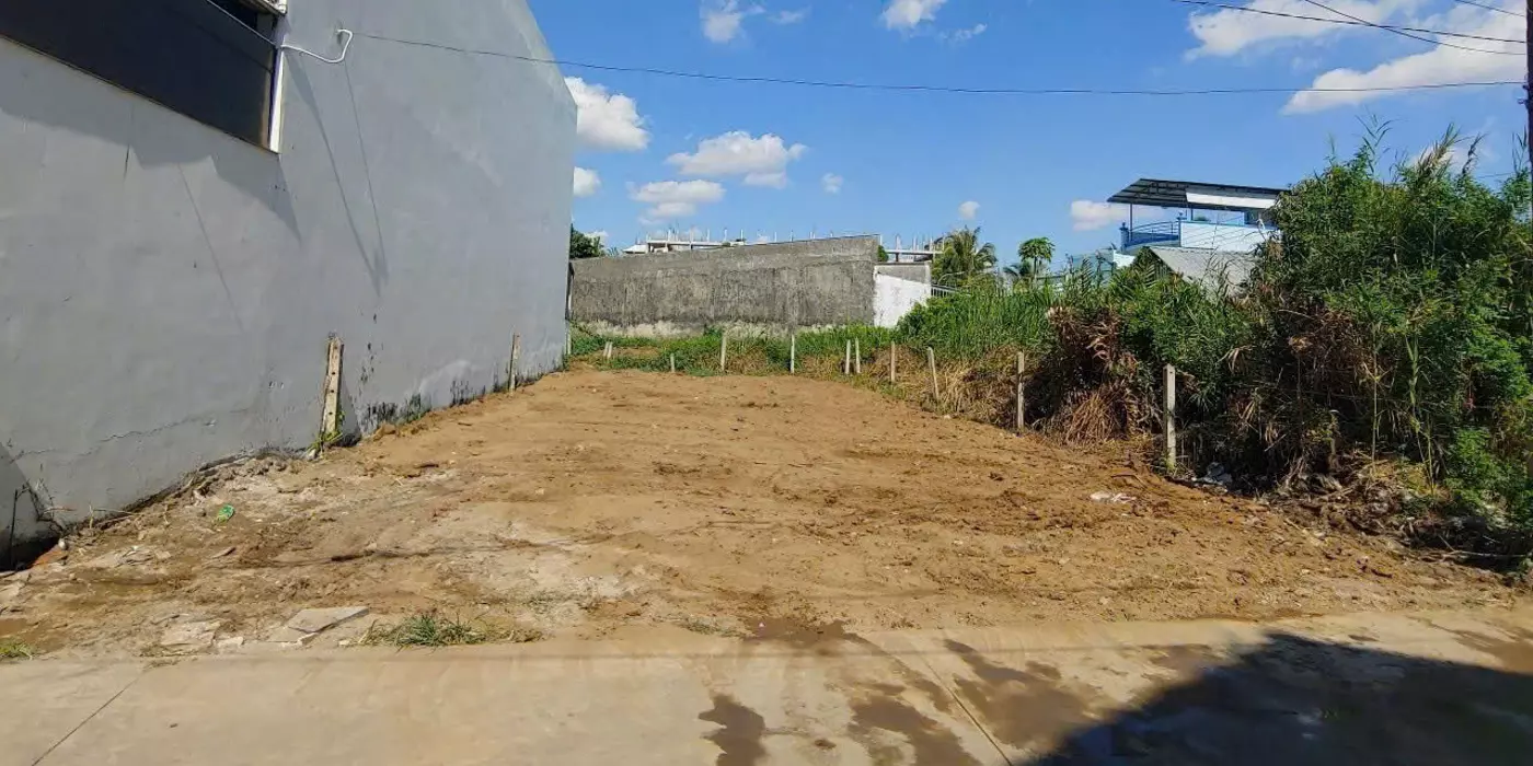 Bán Gấp 5 Lô (25x46)=1150 m2 Full Thổ Cư, Đường Nhựa Sát Khu Công Nghiệp Minh Tâm Giá 200tr