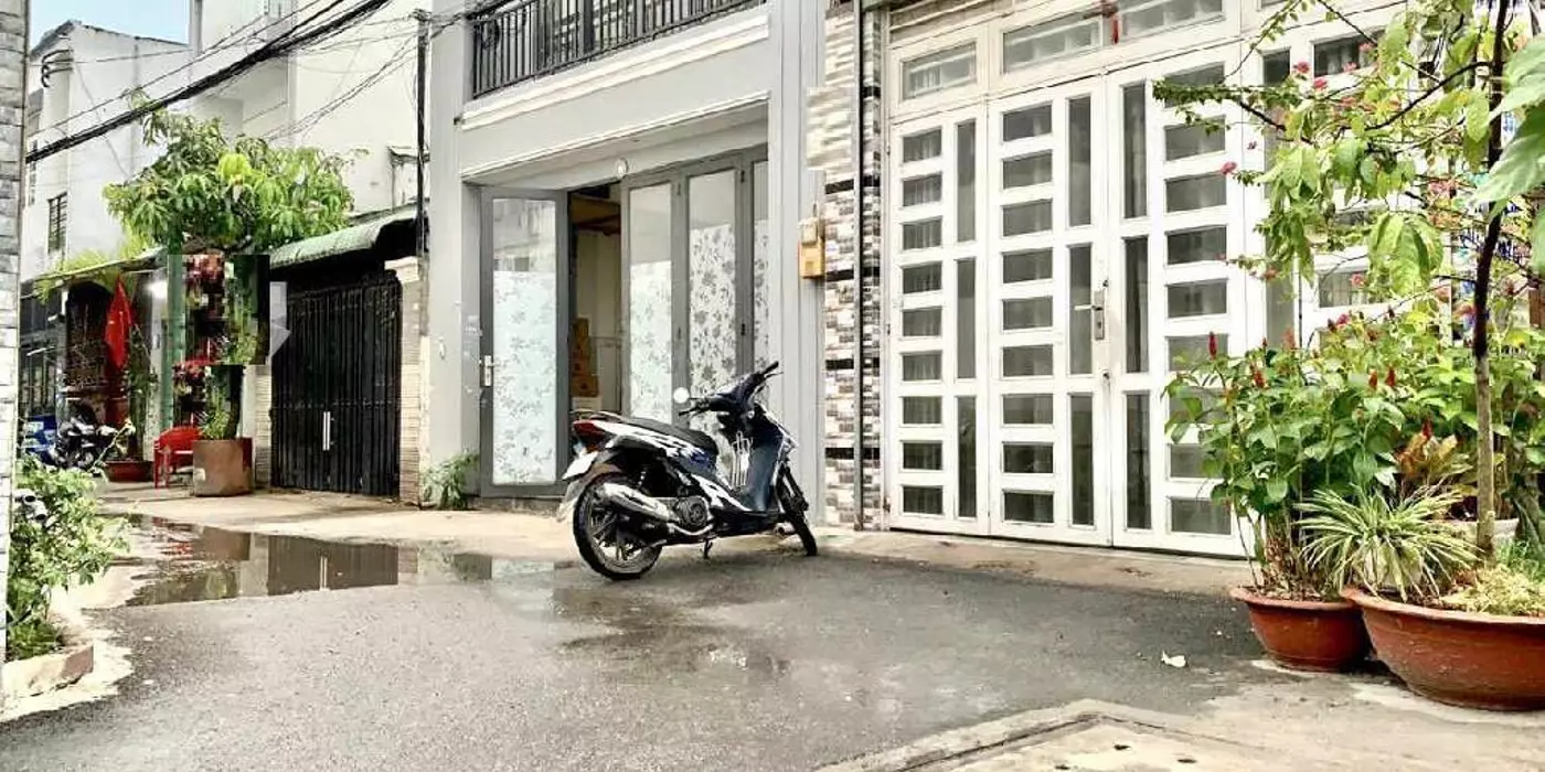 Bán nhà đường C1, HXT, phường Tân Chánh Hiệp, Quận 12, 
DT 44m2 (4 x 11) x 3 tầng, 
Chỉ 4.08 tỷ