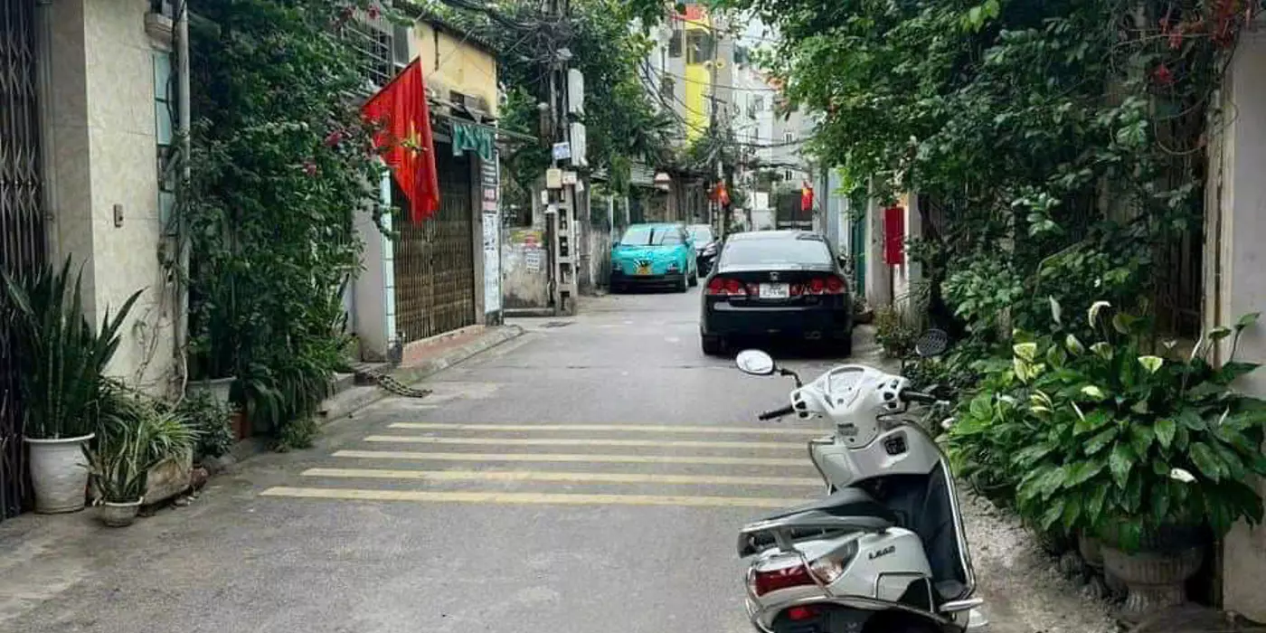 CHỦ NHÀ ĐANG CẦN TIỀN ĐÀNH PHẢI BÁN MẢNH ĐẤT TẠI PHƯỜNG PHÚC LỢI DIỆN TÍCH 35M2 ĐƯỜNG TRƯỚC ĐẤT 2M