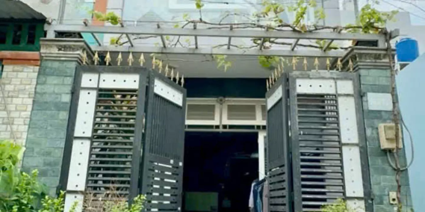 💥VIP nhà 3️⃣ tầng - DT (4x18m) - 4 PHÒNG NGỦ - ÔTÔ tới nhà - có SÂN THƯỢNG - CHỈ 5.1TỶ