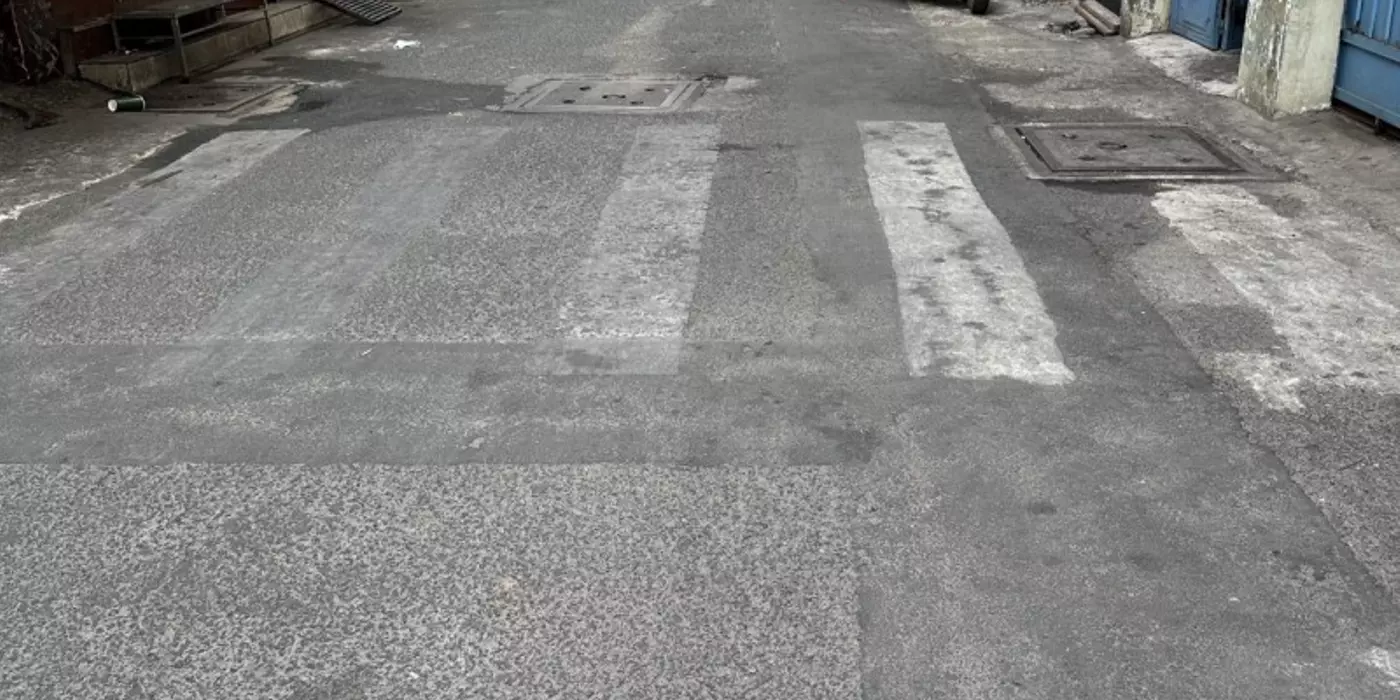 Bán nhà HXH, 40m2 4T ngay Phạm Văn Hai, Tân Bình giá cực tốt.