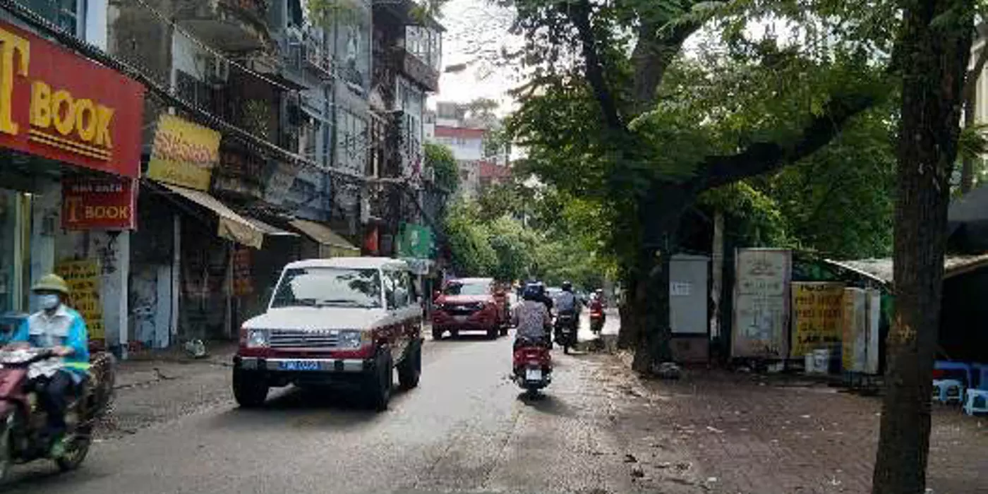 Sổ đỏ Ba Đình cách vài bước ra ô tô hiếm căn nhà tầm tiền nhỏ vị trí đẹp giá có 3,x tỷ