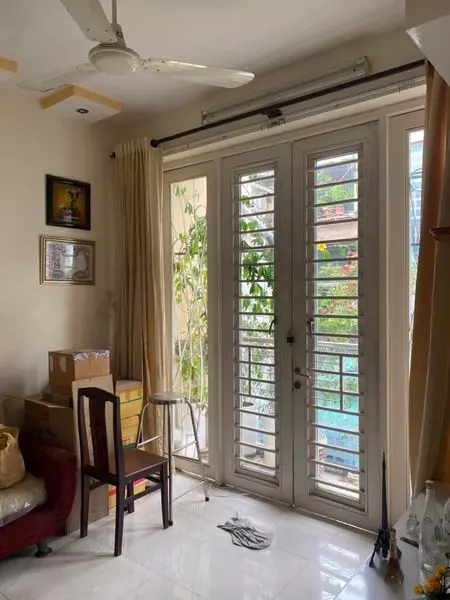 NHÀ ĐẸP NGAY TRUNG TÂM 37,8m2 giá 9,5 tỷ TL
-Bán nhà 425/ Nguyễn Đình Chiểu , Quận 3 .