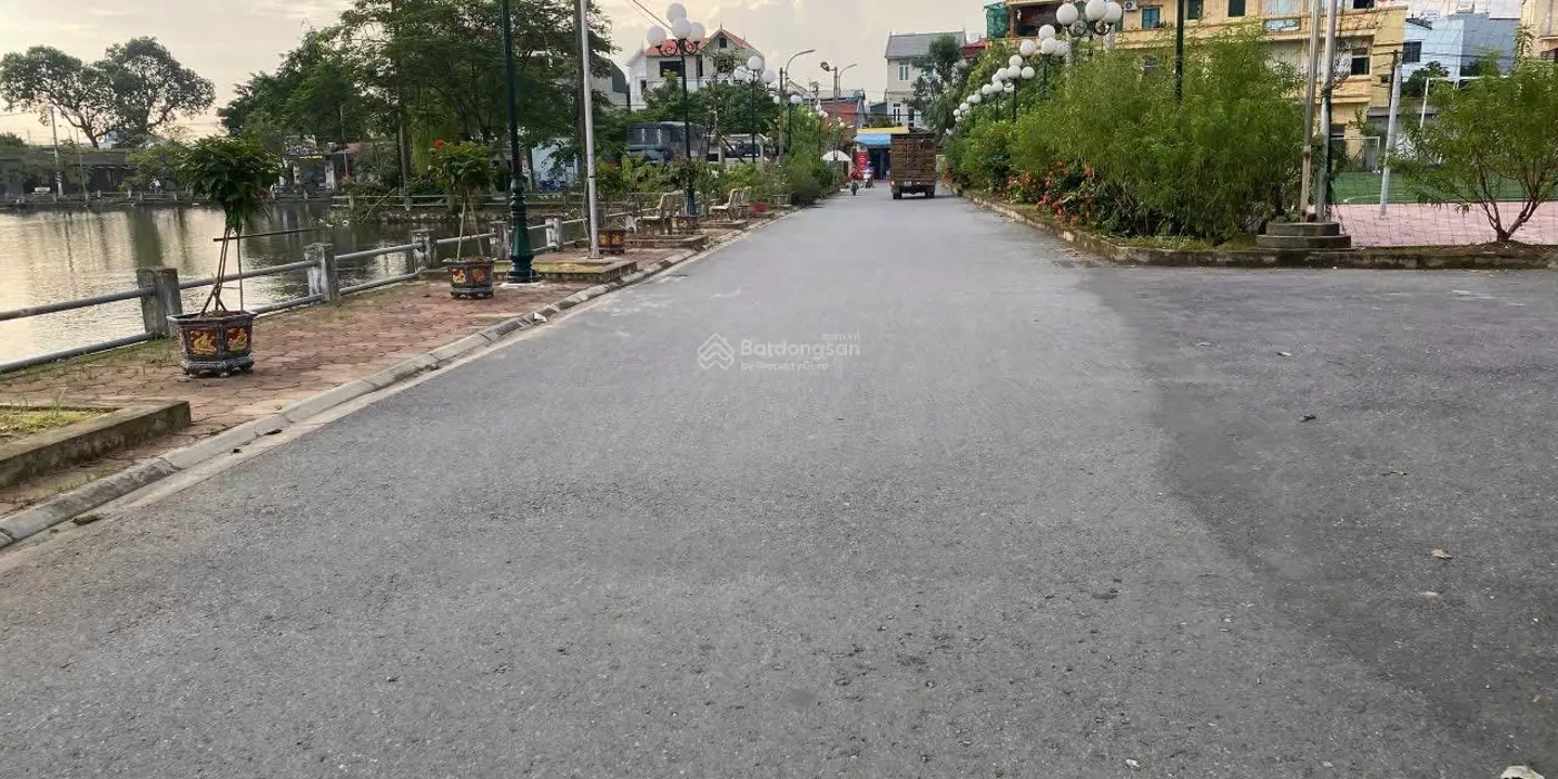 Bán nhà Giang Biên Long Biên DT 106m2 giá 10tỷ150 ô tô thông bàn cờ 1 bước ra phố dòng tiền ổn định