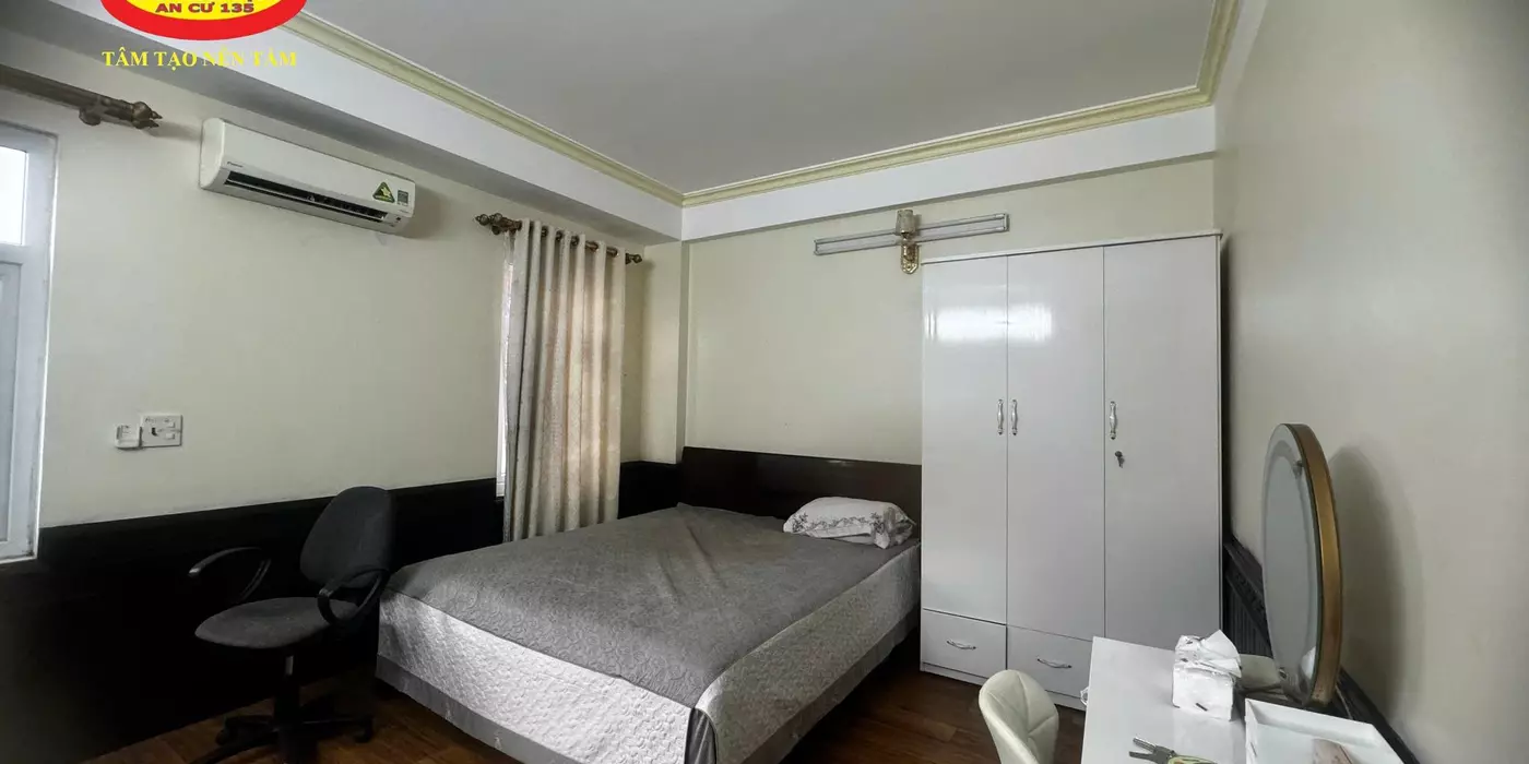 Bán Nhà  Đinh Tiên Hoàng -Phố Vịt.Đông Thành.NB