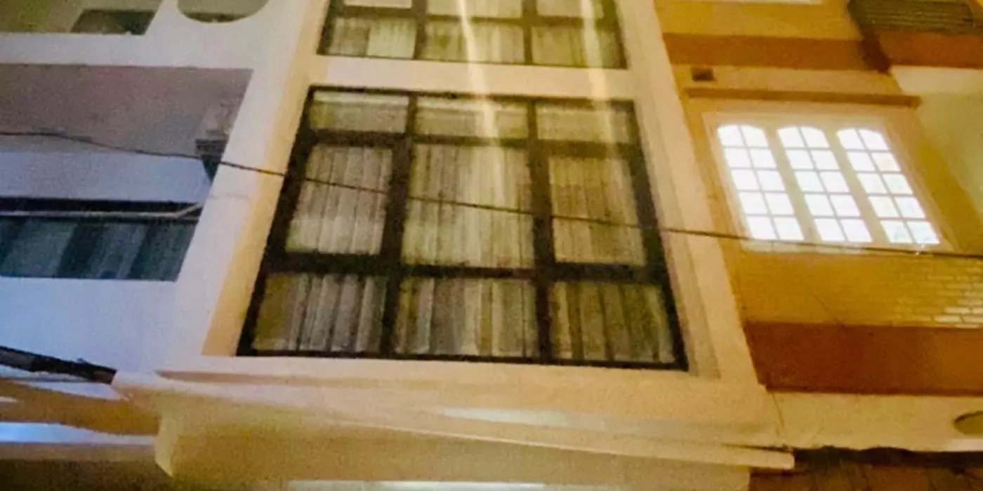 CẦN BÁN GẤP: Nhà 5 tầng, 65m2, ngõ 85 Xuân Thủy, giá 9,2 tỷ