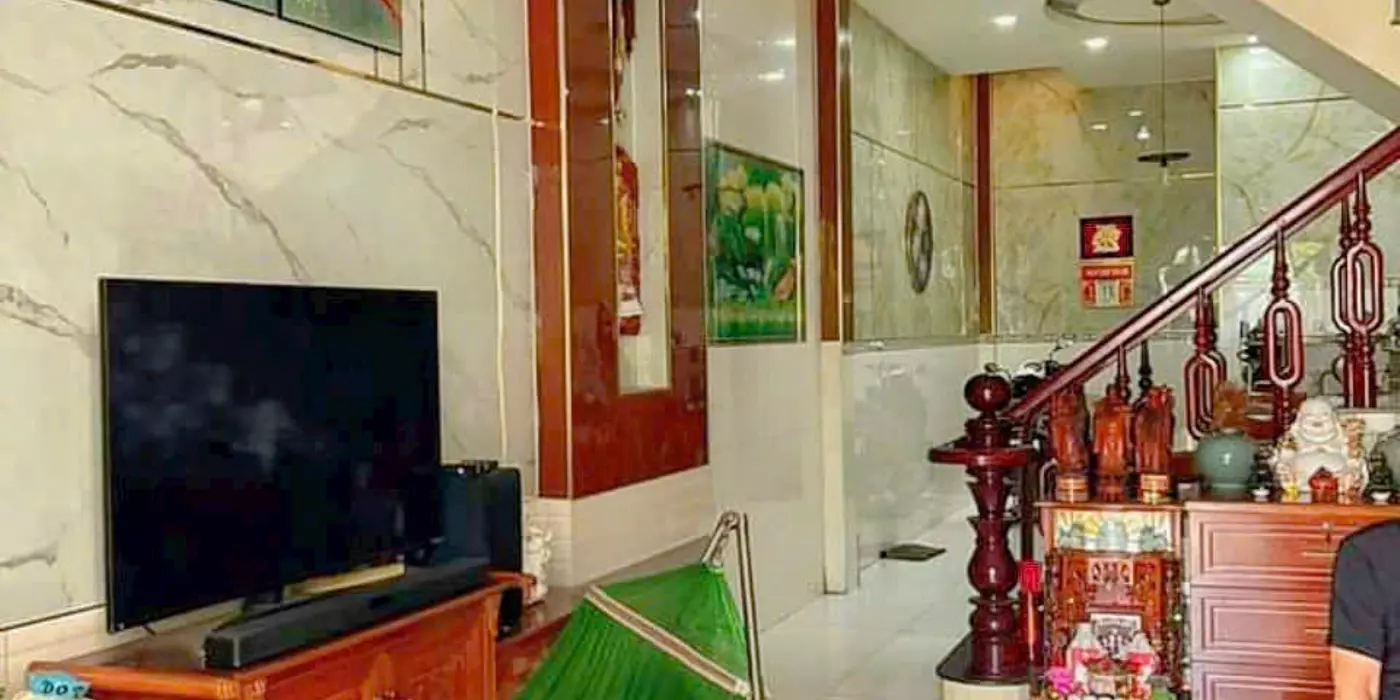 🏘️BÌNH TÂN - ( 4.5M × 13M ) - 3 TẦNG - CÓ SÂN THƯỢNG - CHỦ TẶNG NỘI THẤT GỖ CAO CẤP - ĐƯỜNG 6M