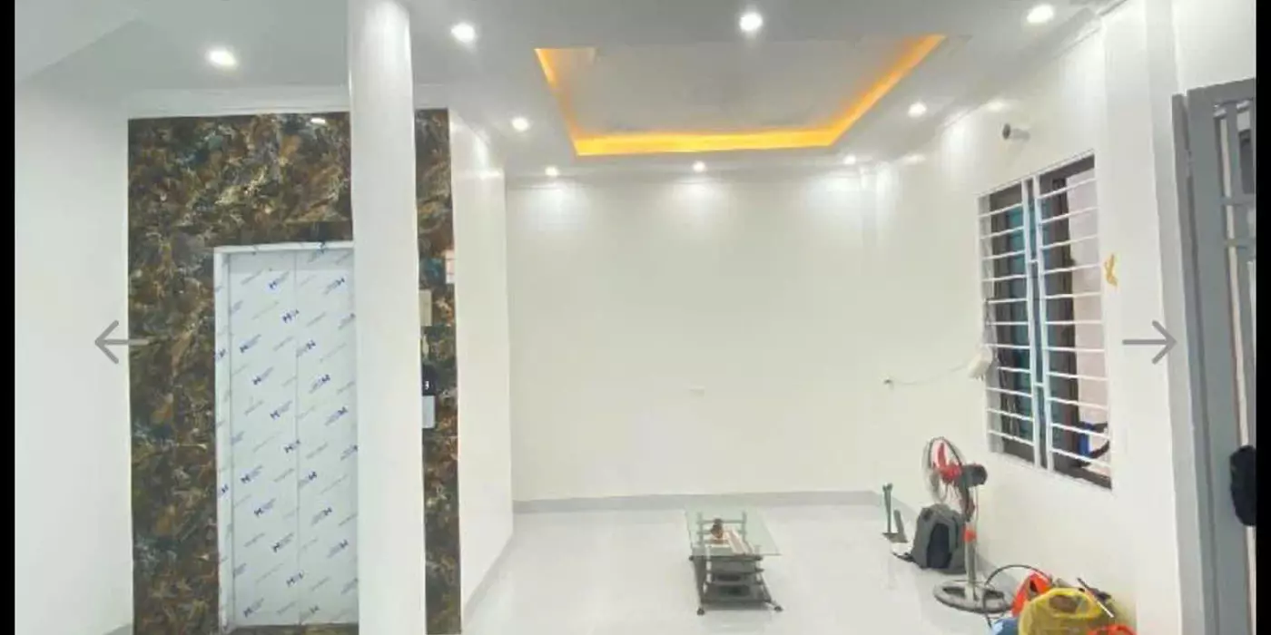 Bán nhà Liêm Mạc - Vị trí đẹp - Nhà mới có thang máy - 45m2 - 5.6 tỷ - 5 tầng - cực kì tiềm năng.