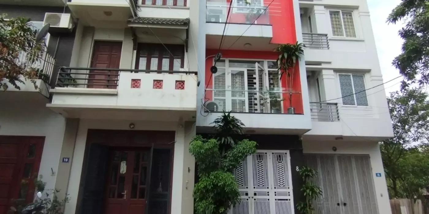 Bán nhà Ngọc Thuỵ quận Long Biên 32m2 x 5T nhà mới ở luôn ô tô đỗ cổng,giá chỉ 5.7 tỷ