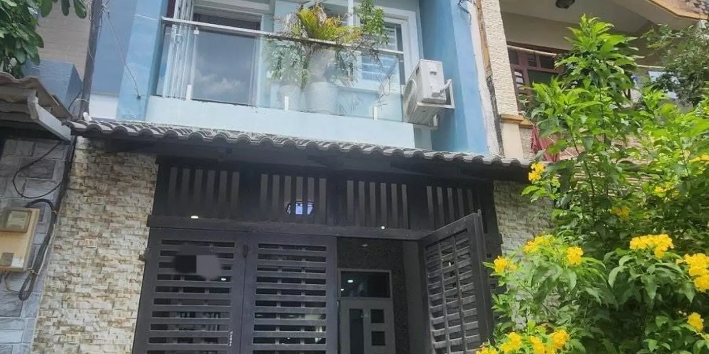 QUẬN 8, DƯƠNG BÁ TRẠC - NHÀ MỚI Ở NGAY - 3 TẦNG 3PN XE HƠI NGỦ TRONG NHÀ - 3.8x20M SỔ A4