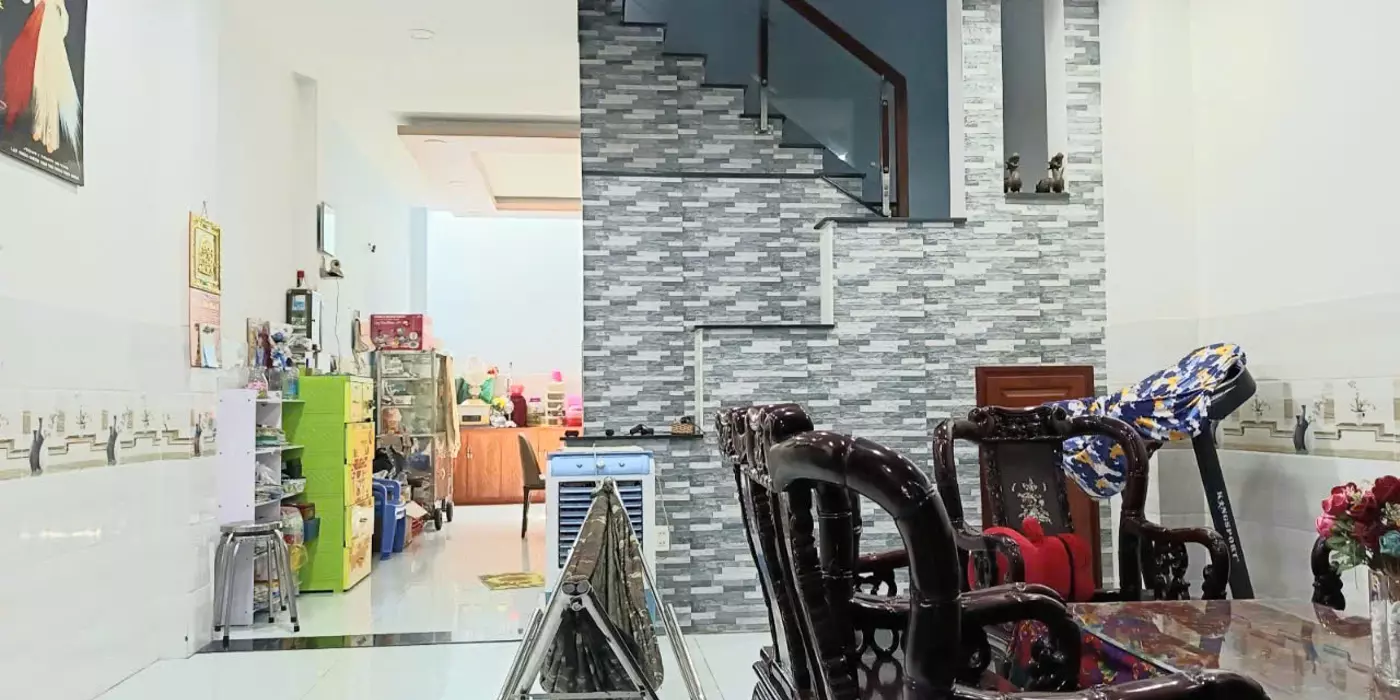 SIÊU PHẨM MẶT TIỀN TÂY LÂN GẦN BẾN LỘI , VỪA Ở VỪA KINH DOANH , 6 TỶ SÍU .