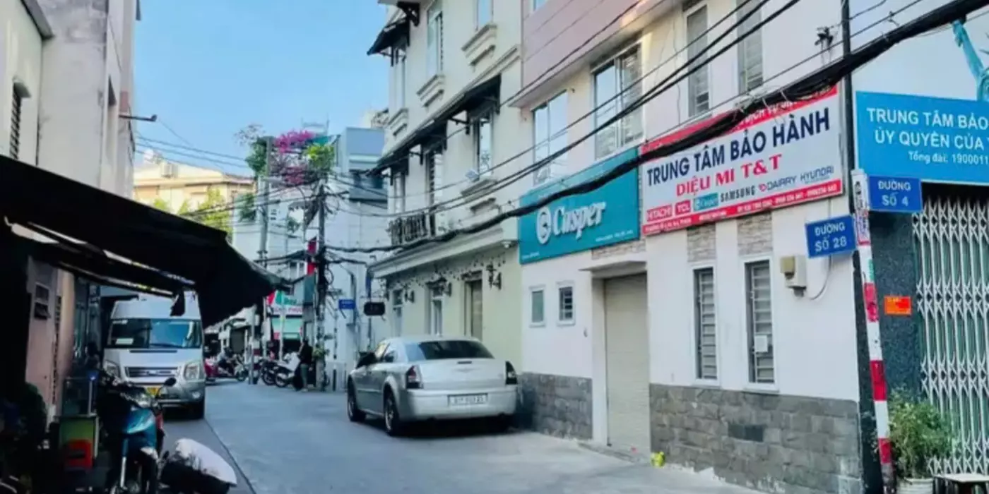 Căn góc 2 mặt tiền hẻm xe hơi 🚗🚗
Ngang 3,6 x 8 đúc bê tông 3 tấm hơn 4 tỷ Q4