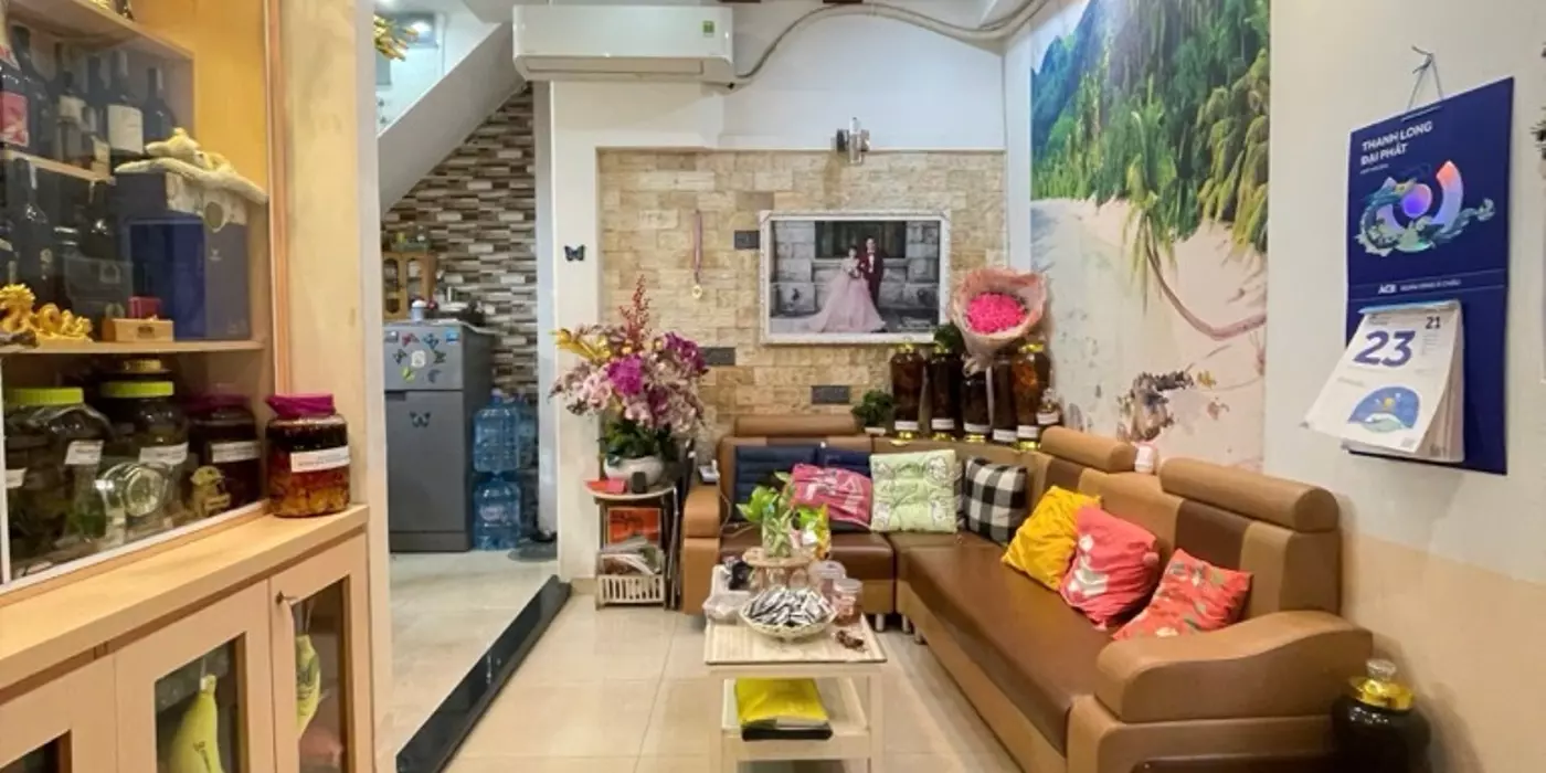 N27 - Nhà bán Hẻm Xe Hơi  - Hai Bà Trưng Tân Đinh  40m2 - 3 tầng ( 5 x 8 ) 5PN Giá 8.1 Tỷ