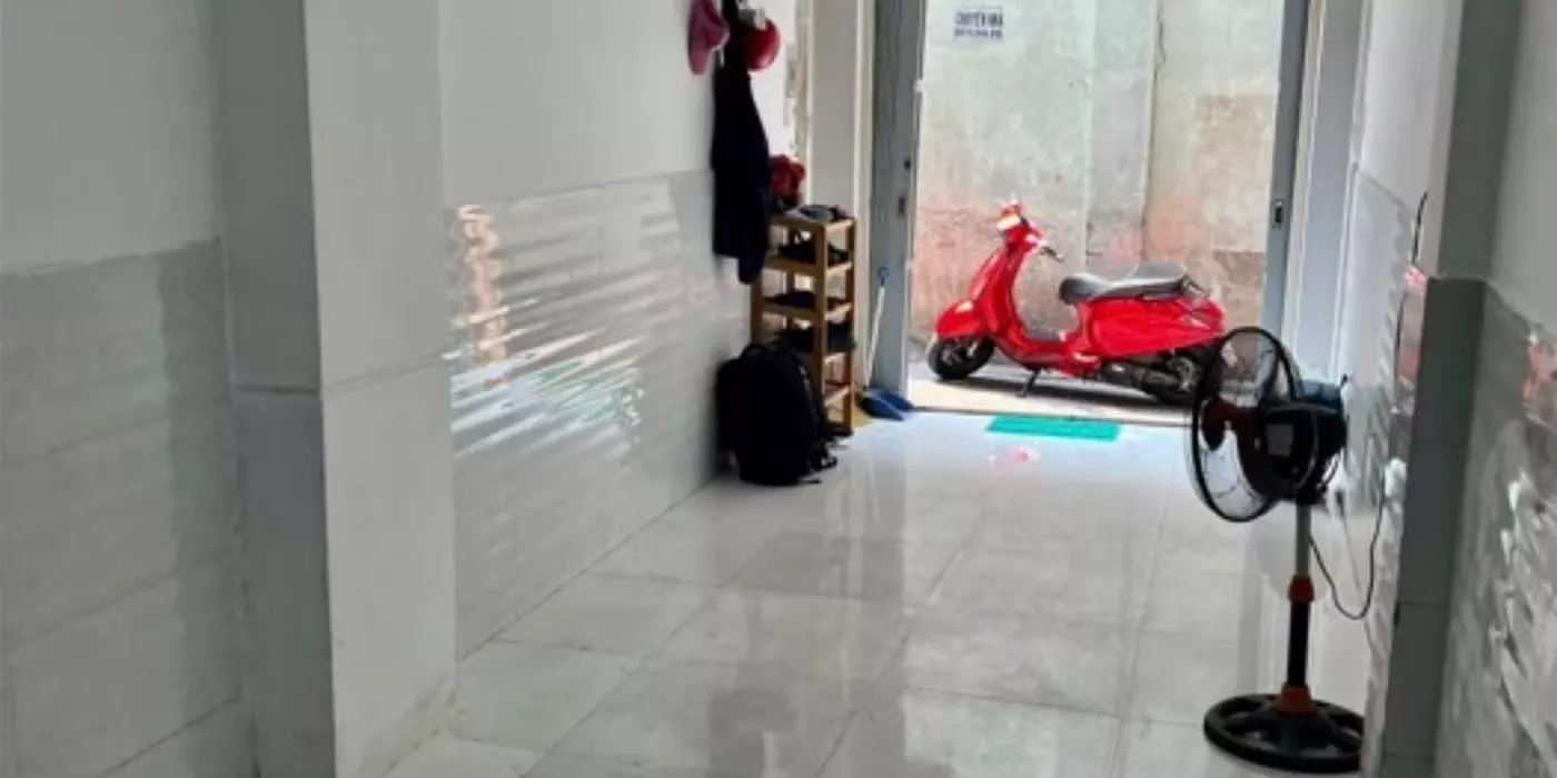 NHÀ PHƯỜNG 2 - QUẬN 10 - XE HƠI ĐỖ CỔNG  - HẺM THÔNG - VỪA Ở VỪA KINH DOANH CHỈ 4.6 TỶ