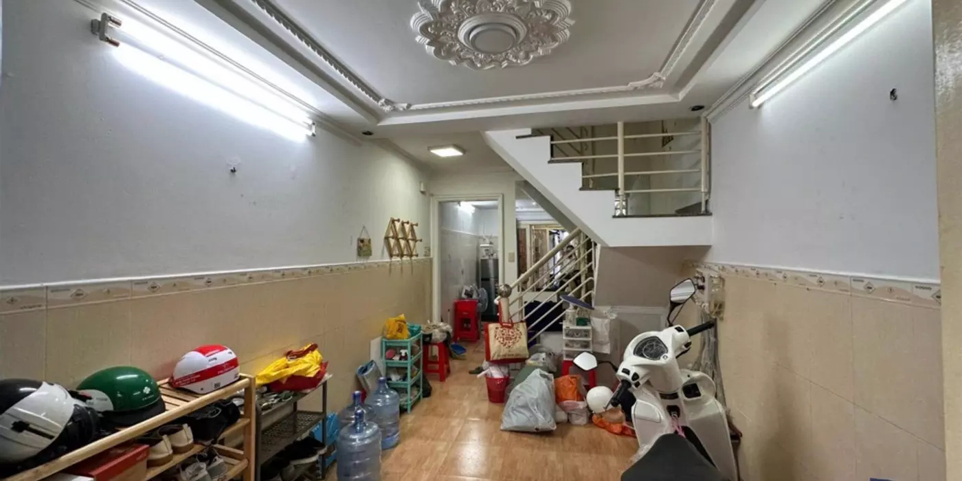 NHÀ VIP QUẬN 10 - 4 TẦNG - XE HƠI ĐỖ CỔNG - VỪA Ở VỪA KINH DOANH  CHỈ 5 TỶ.