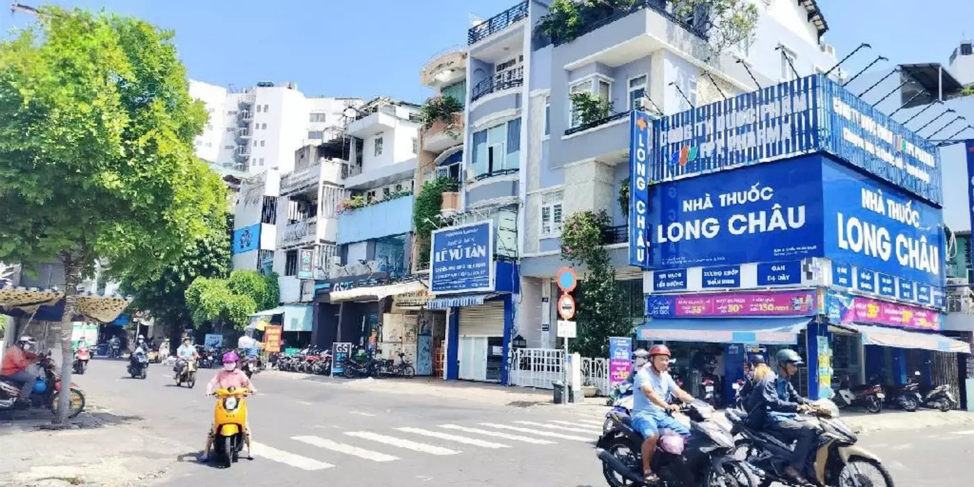 NHÀ 3 TẦNG BTCT - QUẬN 10 - NGAY MẶT TIỀN KINH DOANH ĐA NGÀNH - CHO THUÊ 180TR/NĂM CHỈ 6.5 TỶ