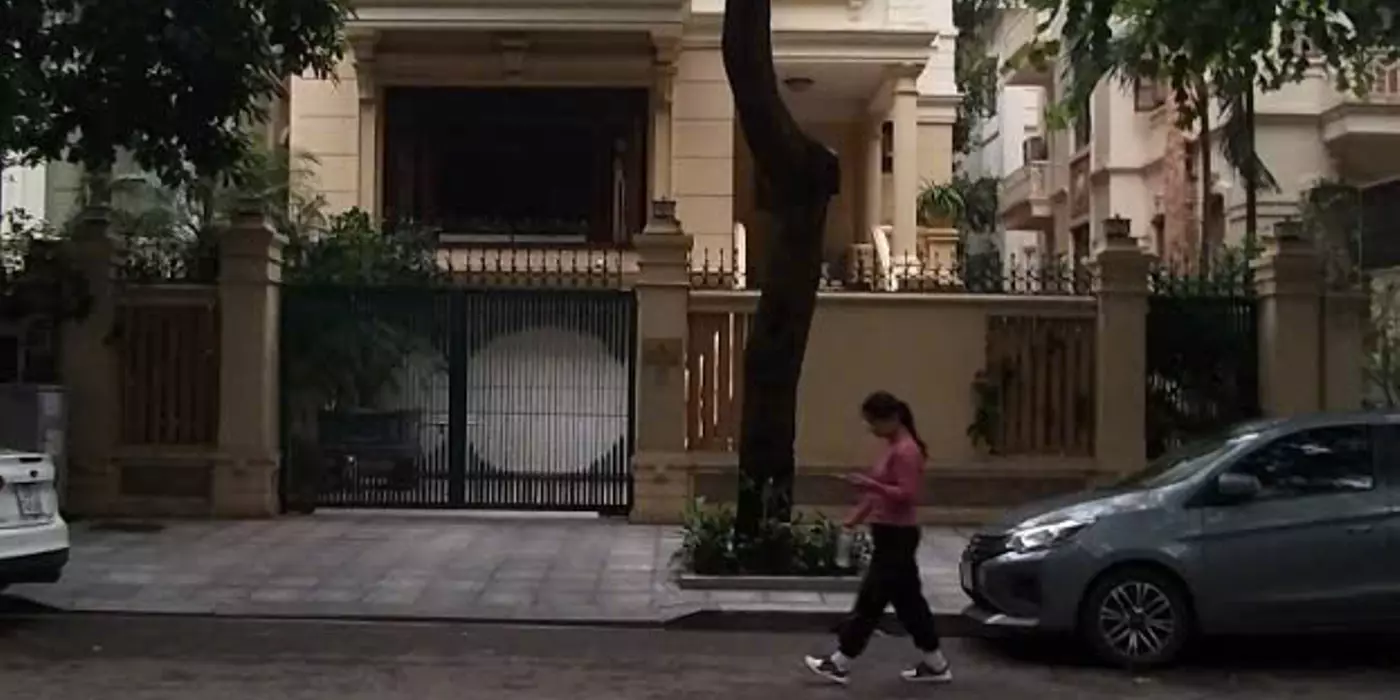 Cho thuê 3 căn biệt thự khu đô thị Linh Đàm, 300m2, 4 tầng, kinh doanh, làm văn phòng