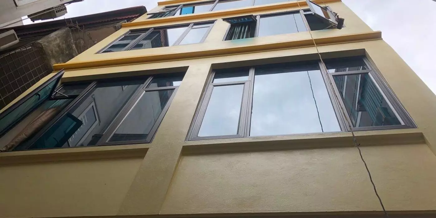 Bán Nhà Lô Góc Thịnh Quang, Đống Đa, 6 Tầng Thang Máy, Gần Phố, MT Hơn 5m, Nhỉnh 8 Tỷ.