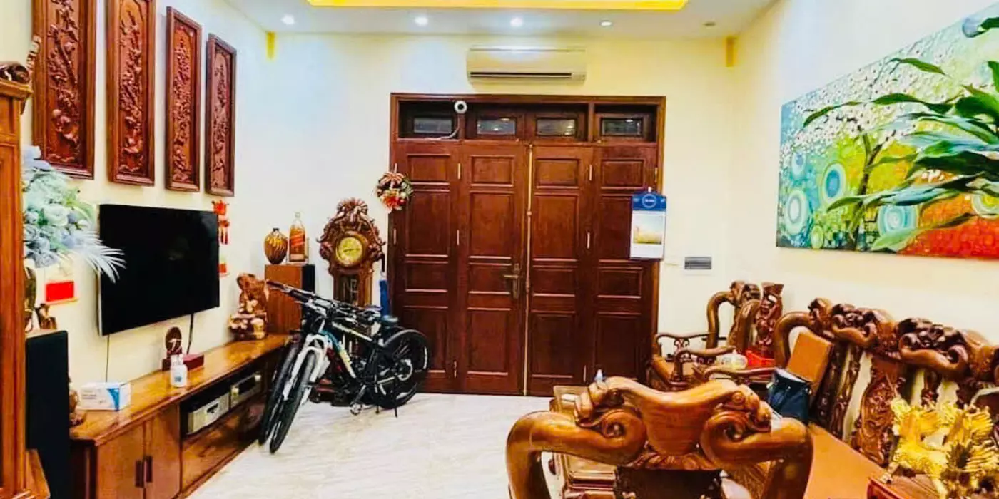Bán nhà Phan Văn Trị , P.11, HXH ,2 tầng , 80m2,2 tầng, 4.2x19m, vuông