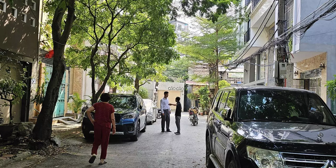 Cần bán nhanh  nhà ngõ 12 Đào Tấn 40m, 4 tầng giá 9,5 tỷ ( thương lượng )
