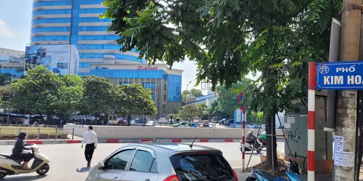 BÁN NHÀ KIM HOA, ĐỐNG ĐA.NHÀ 42M NGAY TRUNG TÂM- 1 NHÀ RA PHỐ- 6M MẶT TIỀN . GIÁ 7,3 TỶ