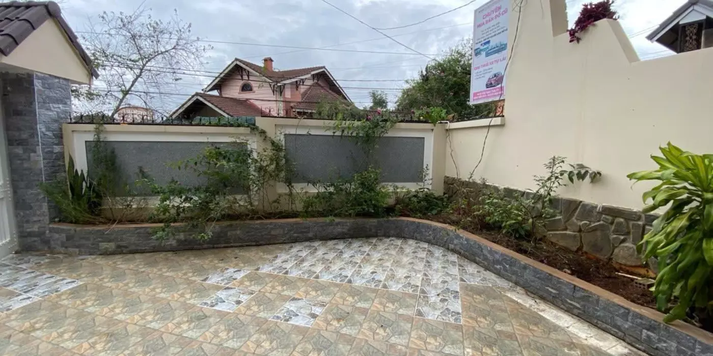 CHO THUÊ & SANG NHƯỢNG KHÁCH SẠN 12 PHÒNG FULL NỘI THẤT MẶT TIỀN ĐƯỜNG LÝ TỰ TRỌNG- P 2 TP- ĐÀ LẠT