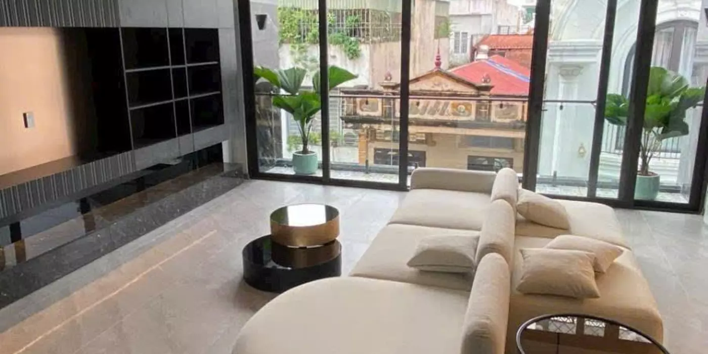 PHÂN LÔ NGUYỄN SƠN-LONG BIÊN- 83M2-5 TẦNG-THANG MÁY-OTO TRÁNH-GIÁ CHÀO 20 TỶ.