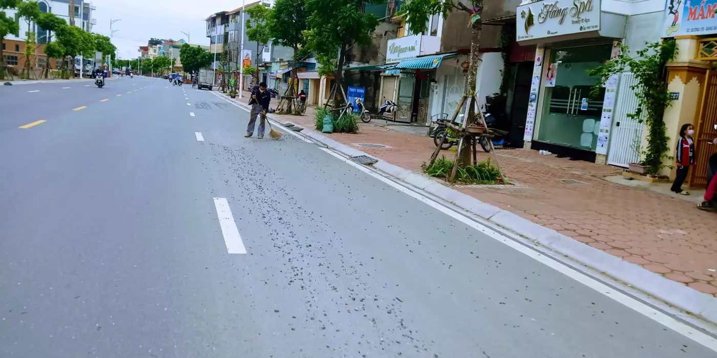 Tôi cần bán mảnh đất mặt đường Ỷ Lan diện tích 98,5 mét vuông