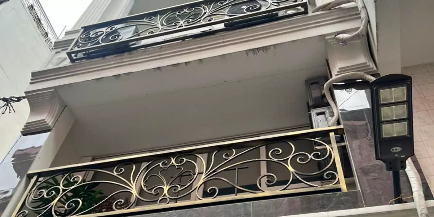 QUẬN 10, THÀNH THÁI - SIÊU HIẾM CHDV 4.2X16M, SẴN DÒNG TIỀN HÀNG THÁNG 100TR, ĐƯỜNG TO HẺM RỘNG 2