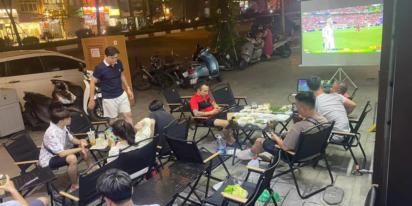 Cho Thuê Sang nhượng Quán Cafe Mặt Phố Thượng Đình , vỉa hè rộng ô tô 2 làn kinh doanh sầm uất