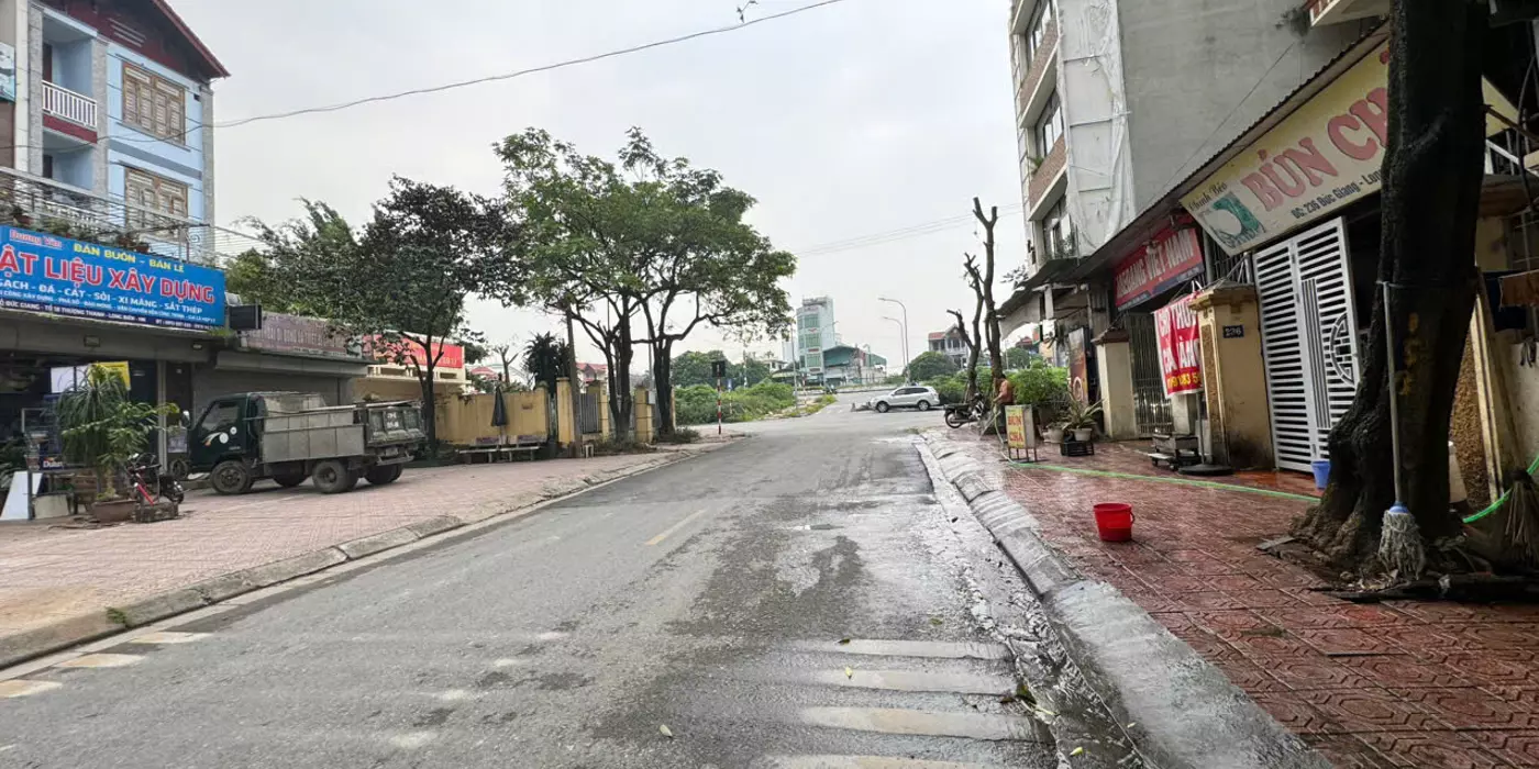 BÁN NHÀ ĐỨC GIANG 33M 5 TẦNG HIỆN ĐẠI, OTO TRÁNH, NHÀ MỚI HIỆN ĐẠI, 4,8 TỶ